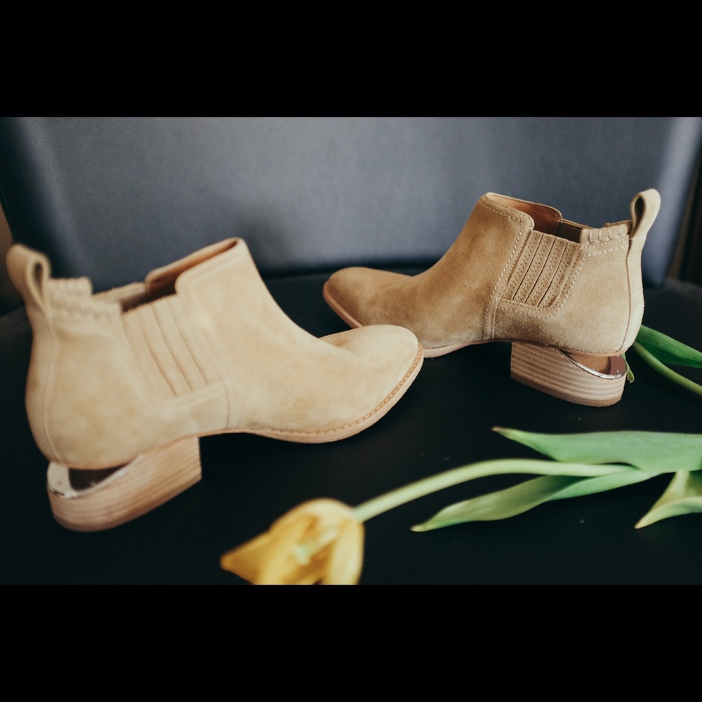 Alexander Wang kori boots nude suede  Worn 1x